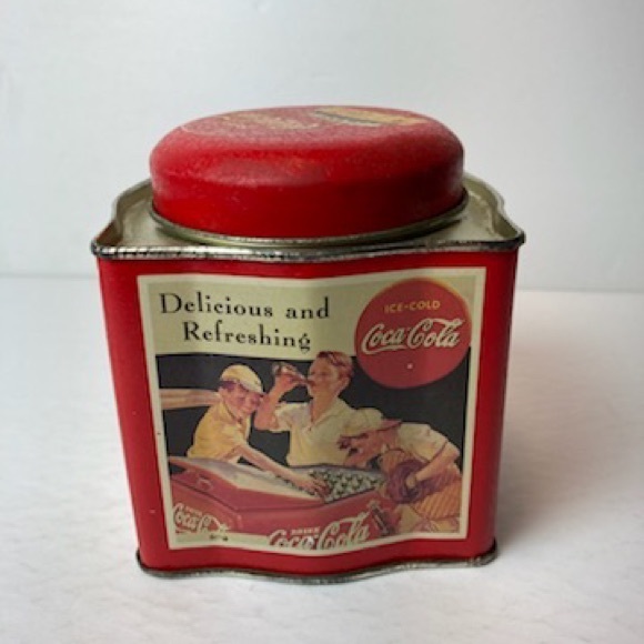 Vintage Coca Cola Tin Can - Picture 3 of 10